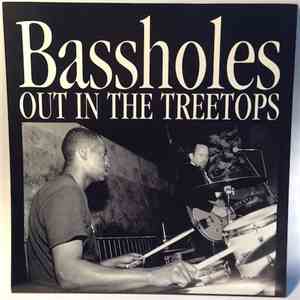 Bassholes - Out In The Treetops download free