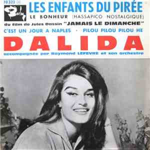 Dalida Accompagnée Par Raymond Lefevre Et Son Orchestre - Les Enfants Du Pirée download free